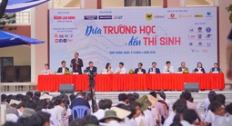 25 năm chắp cánh ước mơ cho bạn trẻ