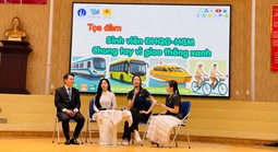 ĐHQG TPHCM khuyến khích sinh viên đi xe buýt, metro