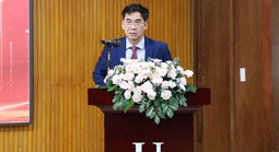 TS Lê Trường Sơn giữ thêm cương vị Bí thư Đảng ủy Trường ĐH Luật TPHCM