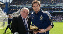 Huyền thoại Chelsea qua đời