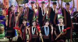Đặc sắc ngày hội truyền thống của đồng bào vùng cao Đà Nẵng