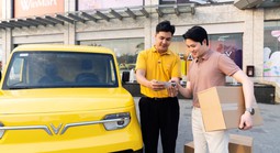 Chủ kinh doanh mê VinFast EC Van: Gọn như xe phố, chở hàng như “lực sĩ”