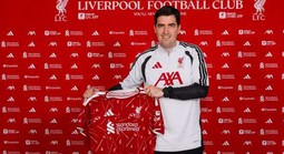 Real Madrid hẹn Mourinho, Liverpool trao “ghế nóng” cho Iraola