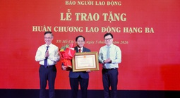 Báo Người Lao Động tổ chức Lễ kỷ niệm 7 năm chương trình Tự hào cờ Tổ quốc