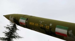 Iran phóng loạt tên lửa vào các căn cứ quân sự Mỹ