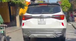 Phạt chủ xe lưu thông vào đường cấm ở phố cổ Hội An