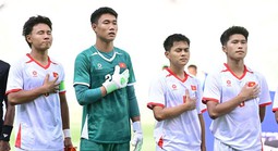 U19 Việt Nam thua đau Indonesia phút bù giờ, thấp thỏm chờ vé bán kết