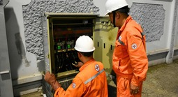 EVN hết lỗ lũy kế, gửi ngân hàng hơn 132.000 tỉ đồng