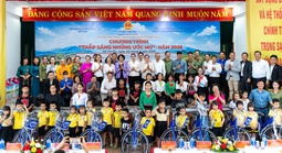 Pharmacity đồng hành chăm sóc sức khỏe cho hơn 800 trẻ em và người dân khó khăn ở Đà Nẵng