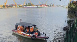 Điều tra vụ nam thanh niên tử vong khi lội xuống sông Đồng Nai