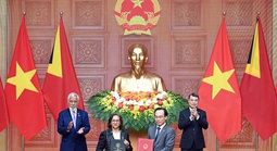 Bộ GD-ĐT Việt Nam và Timor-Leste ký kết hai bản ghi nhớ về hợp tác về giáo dục