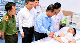 Trung tá công an bị đâm trọng thương khi làm nhiệm vụ