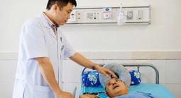 Cứu sống người đàn ông bị tai nạn giao thông chấn thương sọ não