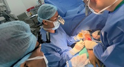 Tái tạo thành công dương vật cho người đàn ông bị bỏng điện cao thế