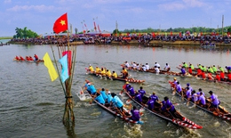 Cuộc thi ảnh "Thiêng liêng cờ Tổ quốc": Hạnh phúc giữa thời bình