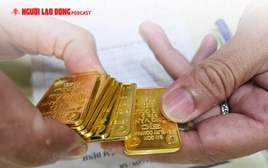 Giá vàng bất ngờ giảm sâu