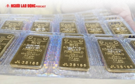 Giá vàng thế giới tăng mạnh, trong nước ổn định