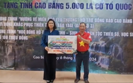 VIDEO: Báo Người Lao Động trao 1,8 tỉ đồng khắc phục hậu quả bão Yagi tại Cao Bằng