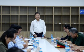 Phó Thủ tướng Lê Thành Long kiểm tra tiến độ 2 dự án y tế lớn tại Ninh Bình