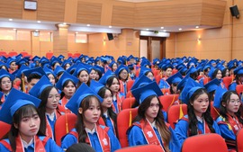Ba cột mốc đưa Đại học Y Hà Nội dẫn đầu đào tạo khối sức khỏe