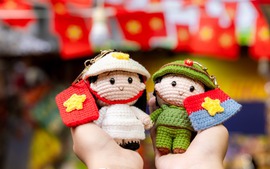 VIDEO: Cờ Tổ quốc “handmade” lan tỏa tình yêu tỷ lệ kèo nhà cái từ những mũi móc len gây sốt mạng xã hội