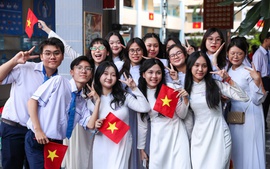 Bàn tròn trao đổi: Năm học mới cùng những vấn đề mới trong giáo dục