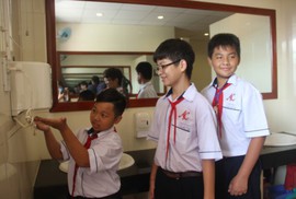 TP HCM: Trường chuẩn phải… phá chuẩn TP HCM: Trường chuẩn phải… phá chuẩn
