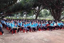 Hàng trăm giáo viên trước nguy cơ bị truy thu tiền đứng lớp Hàng trăm giáo viên trước nguy cơ bị truy thu tiền đứng lớp