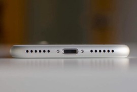 iPhone 2019 sẽ giữ nguyên chi tiết kế thừa từ 7 năm trước iPhone 2019 sẽ giữ nguyên chi tiết kế thừa từ 7 năm trước