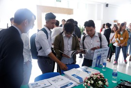 Ngày hội việc làm tại ĐH Đông Á: 198 sinh viên được tiếp nhận làm việc tại Nhật Bản Ngày hội việc làm tại ĐH Đông Á: 198 sinh viên được tiếp nhận làm việc tại Nhật Bản