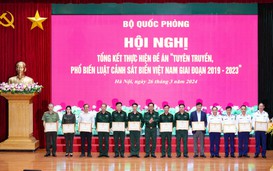 Báo Người Lao Động, Tổng Biên tập Báo Người Lao Động nhận Bằng khen của Bộ Quốc phòng