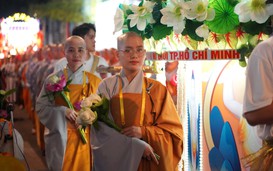TP HCM long trọng lễ rước kiệu mừng Phật đản