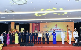 Hiệp hội Doanh nghiệp nhỏ và vừa TP Hà Nội đón nhận Huân chương Lao động hạng Nhất
