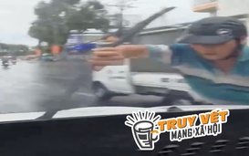 Xác minh clip người đàn ông chửi tục tĩu còn bẻ gãy cần gạt nước ô tô