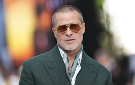 Đôi bạn thân Brad Pitt, George Clooney vào tốp "đàn ông nóng bỏng"