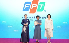 Tiên phong thực hành ESG, FPT được vinh danh TOP50 Doanh nghiệp phát triển bền vững