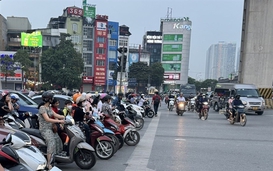 Hà Nội to support residents converting from petrol-powered vehicles