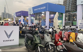 Xe điện VinFast đóng góp thế nào trong hoạt động kinh doanh của Vingroup?