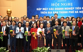 Madame Chủ tịch Nguyễn Thị Nga tham dự Hội nghị gặp mặt các doanh nghiệp tiêu biểu TP Hà Nội