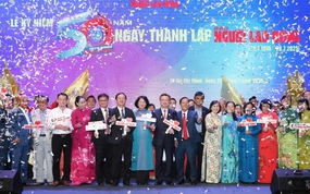 Toàn cảnh Lễ kỷ niệm 50 năm Ngày thành lập Báo Người Lao Động