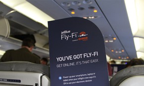Hãng hàng không đầu tiên có Wi-Fi miễn phí trên máy bay