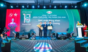 Kỷ niệm 15 năm thành lập Công ty Cổ phần Nhựa Thiếu Niên Tiền Phong phía Nam