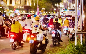 Người dân đổ về Lễ hội sông bóng đá tỷ lệ kèo nhà cái TP HCM