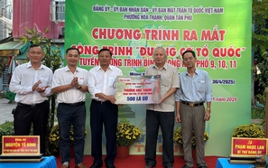 Chương trình "Tự hào cờ Tổ tỷ lệ kèo nhà cái hôm nay": Gắn kết truyền thống yêu nước với nhịp sống đô thị