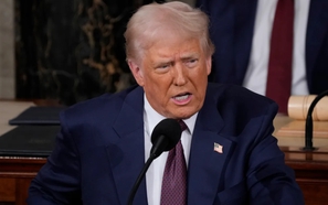 tỷ lệ kèo nhà cái Trump nhận phản hồi tích cực sau bài phát biểu trước quốc hội Mỹ