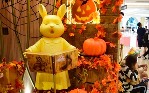 Ấn tượng màu sắc lễ hội Halloween giữa lòng TP HCM