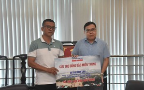 Báo Người Lao Động tiếp nhận 200 triệu đồng hỗ trợ đồng bào miền Trung