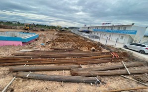 Đội trưởng đội bảo vệ cấu kết với lái xe làm điều phi pháp