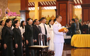 Lễ dâng Y Kathina Hoàng gia Thái Lan tại Việt Nam