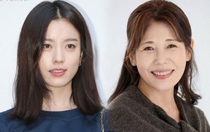 Mẹ của mỹ nhân màn ảnh gây sốt khi làm mẫu tuổi 63